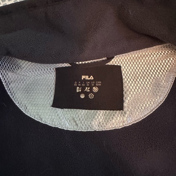 FILA - Men’s Windbreaker with interior Fleece - Picture 4 of 4